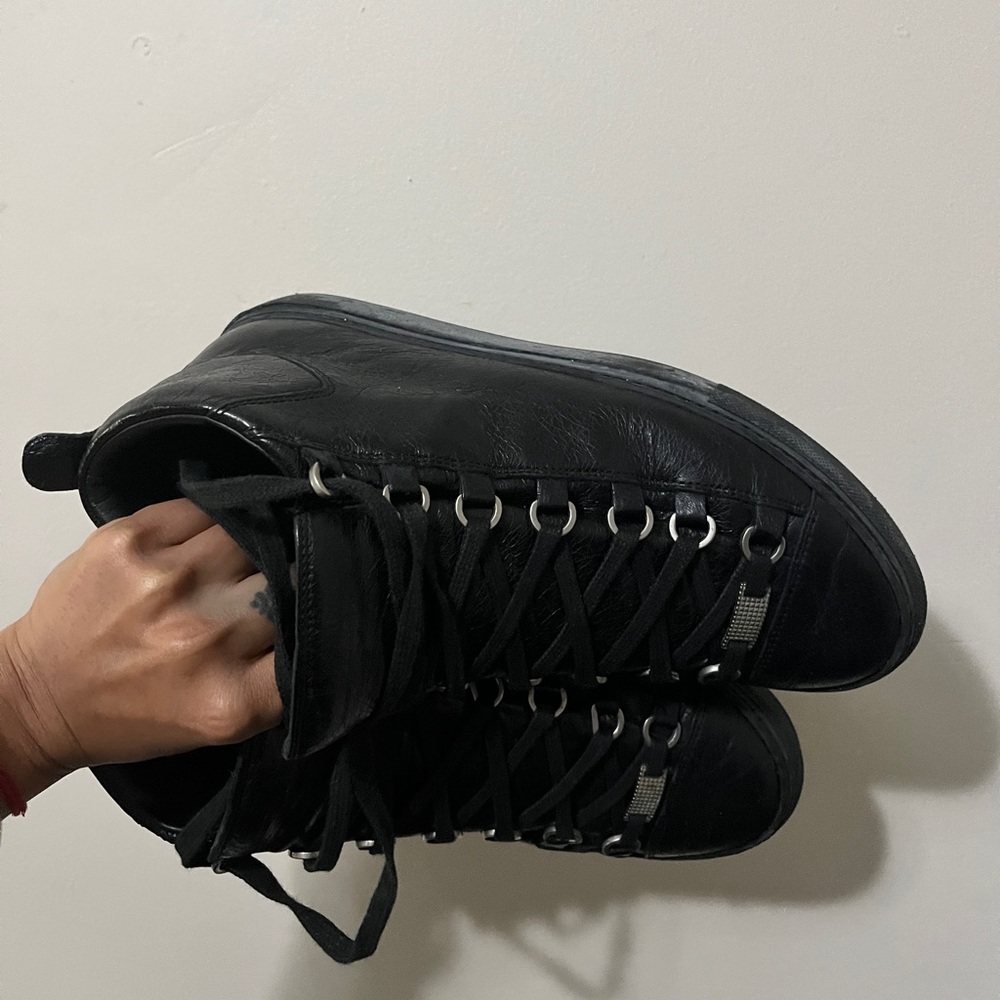 Balenciaga - Arena Leather High Sneaker - Picture 3 of 6